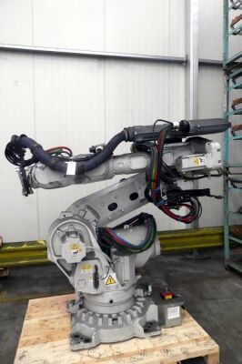 ABB IRB6700 6 Axis Robot