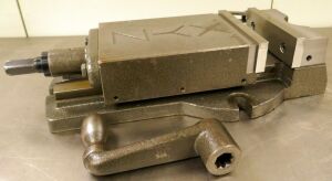 XYZ 6" Machine Vice