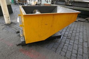 Forklift Tipping Skip
