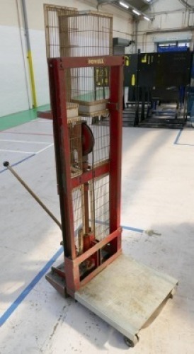 Powell Tool Lift Truck