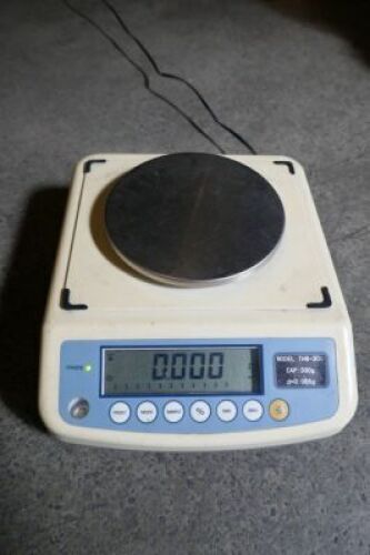 300g Scales