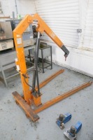 750kg Engine Crane