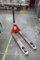 BT Pallet Truck