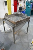 Material Screen