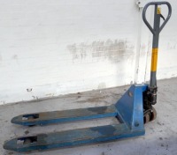 Manutan Pallet Truck Max Capacity 1200Kg