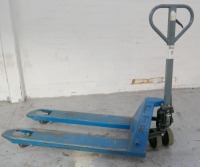 Manutan Pallet Truck Max Capacity 1200Kg