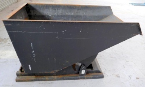 Tipping Skip Max Capacity 1250Kg