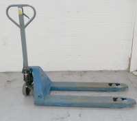Manutan Pallet Truck Max Capacity 1200Kg
