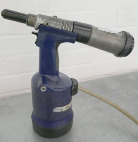 Avdel Genessis NG3 Pneumatic Rivet Gun