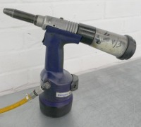 Avdel Genessis NG2 Pneumatic Rivet Gun