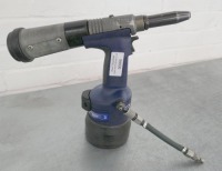 Avdel Genessis NG2 Pneumatic Rivet Gun