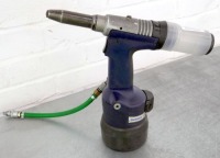 Avdel Genessis NG2 Pneumatic Rivet Gun