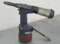 Avdel Genessis NG2 Pneumatic Rivet Gun