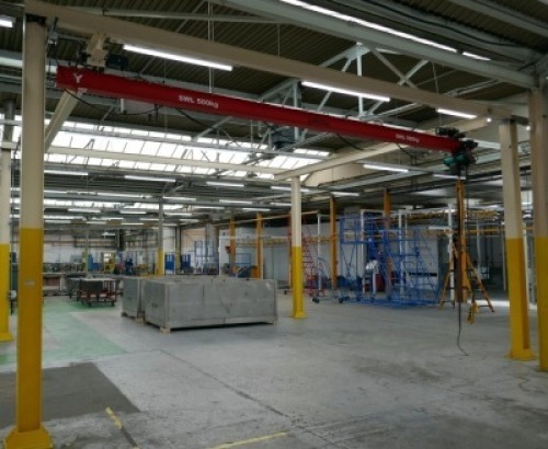Pelloby Overhead Gantry Crane 500Kg Verlinde Electric Hoist, 7000mm Long x 8000mm Wide x 4400mm High