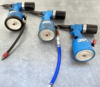 Avdel 74200 Pneumatic Nutsert Riviter 3 Off