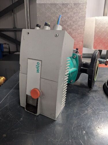 Wilo Stratos Circulating pumps Model 40/1-12 (Year 2017)