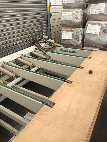 Barberan powered roller table
