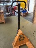 Pallet truck - 2