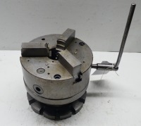 3 Jaw Chuck on Base