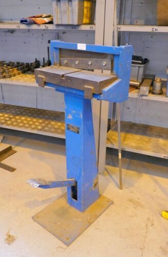 Adcock & Raven Treadle Shear