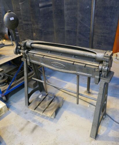 Keetona 3ft Manual Folder
