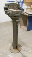 Edwards 6" Treadle Shear