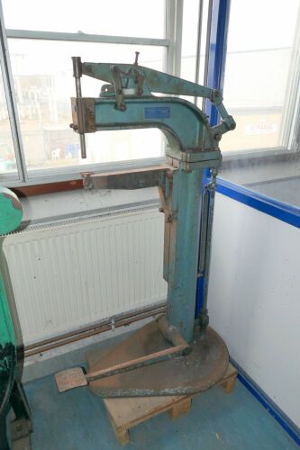 Bifurcated Rivet Machine