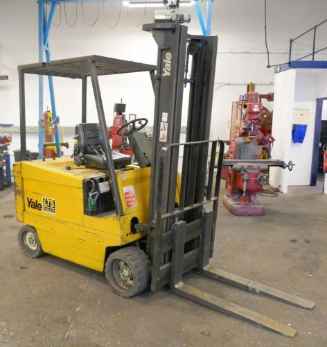 YALE ERC 30 Electric FLT