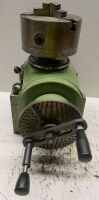 Zatitze Divivding Head.